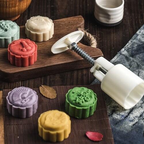 Oriental Pastry Japanese Flower Shape Mooncake Mold Hand Pressure Fondant Moon Cake Decorating Tools Pastry Baking Tool 6pcs Set