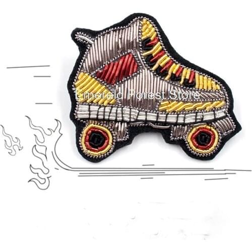 Spiritual golden roller skates brooch Indian silk hand-embroidered sports badge