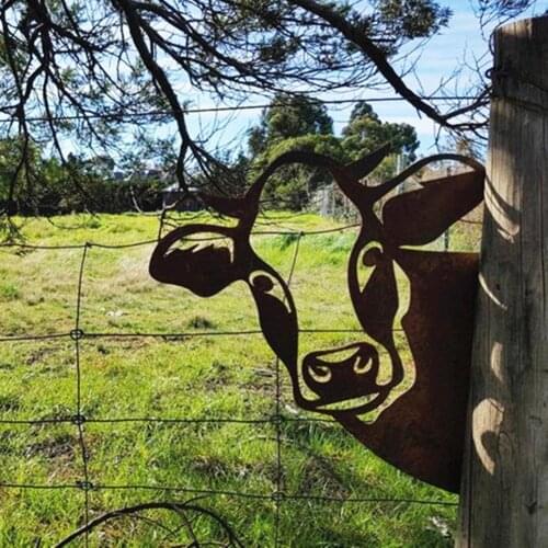 Wall Pendant Realistic Exquisite Iron 3D Farm Peeping Cattle Art Ornament Anti-deform Portable Durable Realistic for Outdoor
