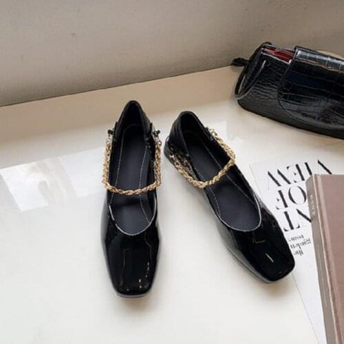 Retro Simple Solid Color Square Head Metal Chain Ladies Single Shoes Summer Casual Small Leather Shoes Large Size 35-40 Hot Sale