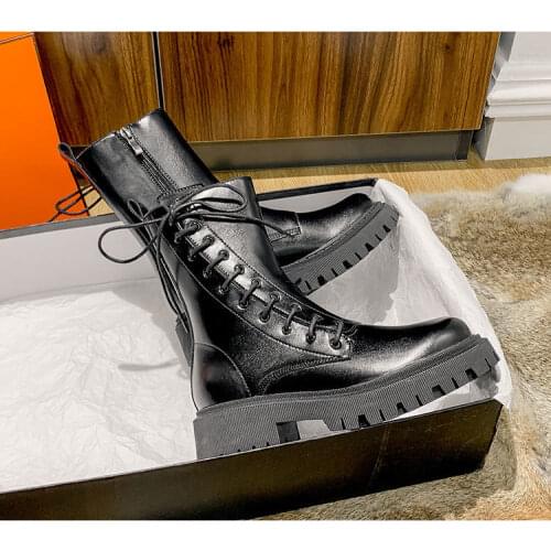 2020 Autumn Winter Ankle Boots for Women Med Heels Lace Up Platform Shoes Woman British Style PU Leather Womens Boots