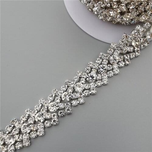 1 yard Silver Rhinestone Crystal Chain Gemstone Bling Diamante Collar Trim Crystal Wedding Dress Necklace Decoration 2cm Width