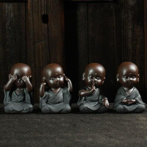 1 PCS Purple Clay Monk Small Buddha Figurine Ornament Small Tea Pets Boutique Tea Table Decoration Accessories Tea Set Crafts