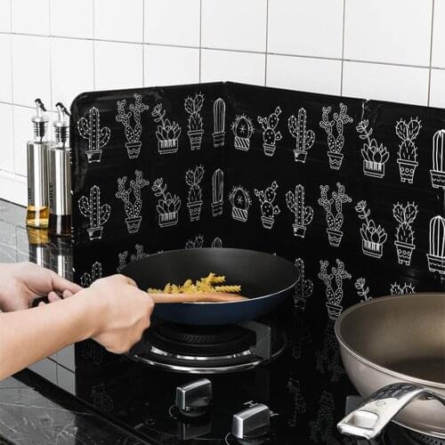 Wall Oil Splash Proof Baffle Aluminum Foldable Kitchen Gas Stove Baffle Plate Kitchen Frying Pan Oil Splash Protection Screen