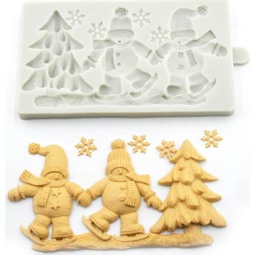 Lovely Snowman Snowflake Christmas Tree Shaped chocolate Cookies Jelly Mold DIY Cake Decoration Silicone Mold