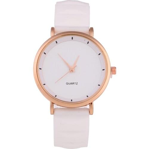 Hot Selling Women Casual Silicone Strap Quartz Men Watch Girls Bracelet Watches WristWatch Women Relogio Feminino Couple Clocks