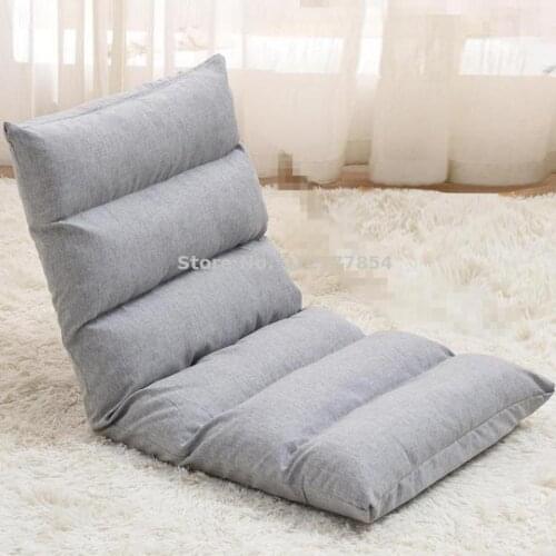 The lazy sofa on the bed, the tatami single small cushion, the legless net red reclining chair, the backrest is folded