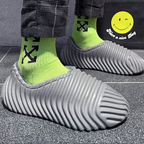 Large Size Mens Shoes New Winter Plus Cashmere Warm Cotton Shoes Trend Coconut Shaped Skeleton Casual Cotton Shoes