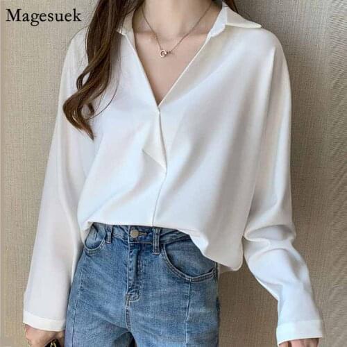 V-neck White Shirts Women Office Blusas 2020 Autumn New Korean Loose Long Sleeve Lady Solid White Blouses Fashion Tops 10511