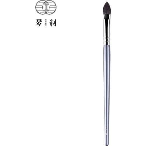 QINZHI Professional Handmade Make Up Brush 498 Pointed Eye Shadow Brush Soft Saikoho Goat Hair Makeup Brushes