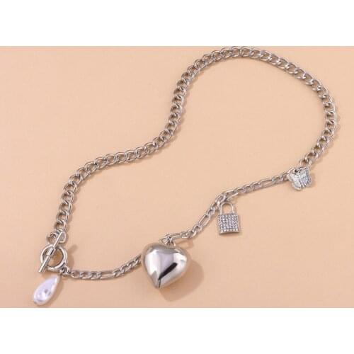 Origin Summer Exaggerated Love Heart Pearl Lock Shape Pendant Necklace for Women Luxury Butterfly Toggle Clasp Necklace Jewelry