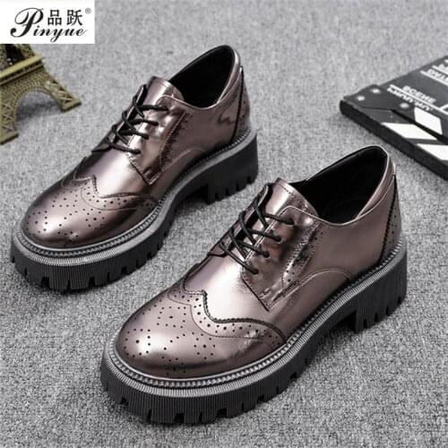 Big Size 35-40 Women Leather Thick Heels School Brogues Shoes Vintage Round Toe Oxford Shoes For Women Flat Carved Lady Creeper