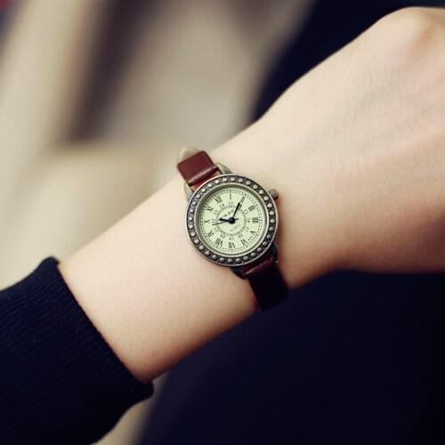 Vintage leather women bracelet watches Ladies designer brown retro roma quartz woman clock fashion small female wristwatches