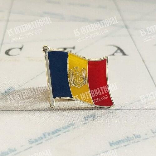 National Flag Metal Lapel Pin Flag Pin Moldova