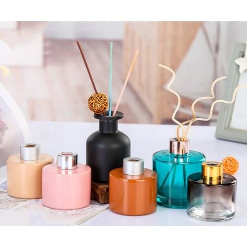 1PC 100ml Painted Reed Diffuser Glass Bottles Orange Pink Yellow Blue Black Ins Popular Aromatherapy Bottles for Home Decoration
