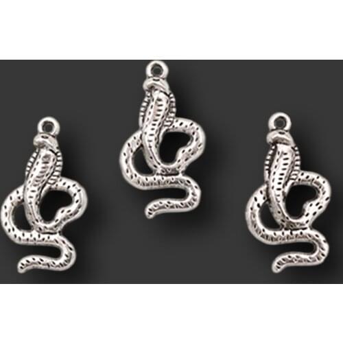 WKOUD 8pcs Silver Plated Glasses King Snake Charm Alloy Pendants Vintage Necklace Bracelet DIY Metal Jewelry Findings A1487