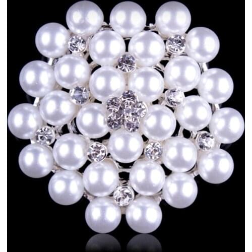Fashion Hot Sale Artificial Pearl Brooch Rhinestone Inlaid Brooch Brooch Jewelry