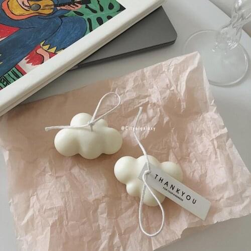 1PCS Small Clouds Shape Soybean Scented Candle Imported Essential Oil Aromatherapy Candles for Home Decoration Photography Prop
