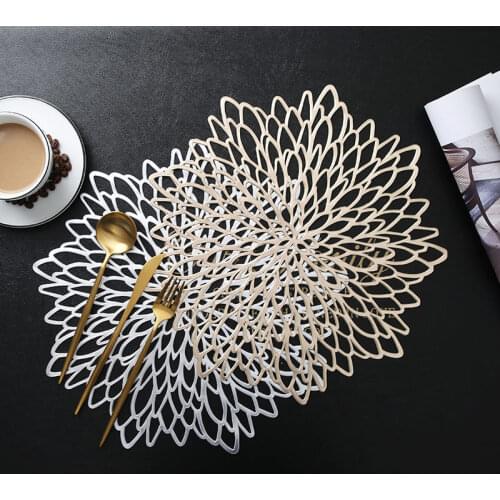 PVC Insulation Plate Mat Hollow Out Non-Slip Creative Bowl Tea Mat Anti-Scald Coaster Flower Type Table Pads Home Supplies