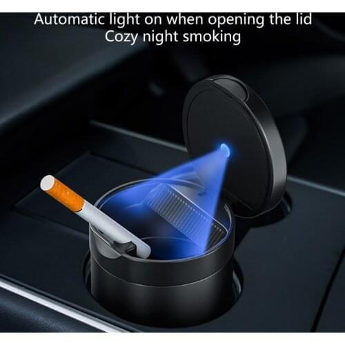 X7AE LED Lighting Car Ashtray High Flame Retardant Auto Ashtray Fireproof Material