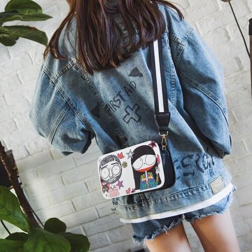 Wide Shoulder Bag Womens 2020 New Korean-Style Cool One-Shoulder Square Sling Bag Fashion Graffiti Cross-Body Womens Bag