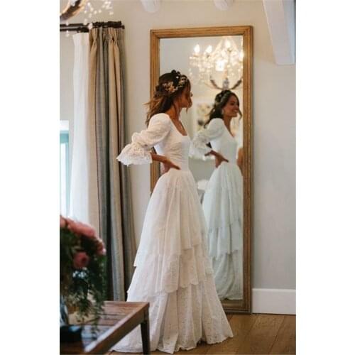 Rustic Boho Wedding Dress Vintage Bohemian Lace A Line Bride Gowns Lantern Sleeves Tiered Princess Wedding Gowns Country
