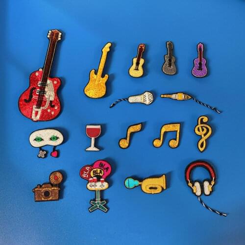 DIY 3D Hand embroidered badges Musical Instruments Guitar/Piano/ukulele Badge Armband applique for Coat Trousers Brooch