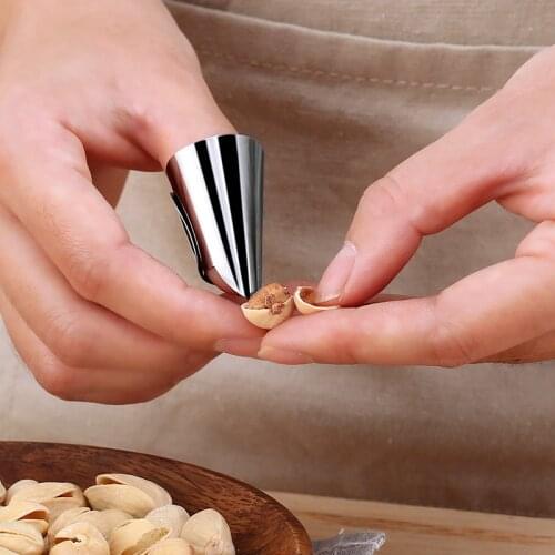 2PCS Stainless Steel Fruit Peel Finger Protector Kitchen Pick Vegetables Gadgets Stripping Beans Garlic Peeler JA55