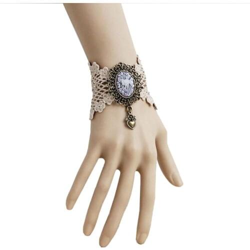 NWT Lolita Gothic Handmade Bronze Carved Flower Heart Drop Filigree Lace Bracelet Wristbands Vintage Retro Fashion Accessories