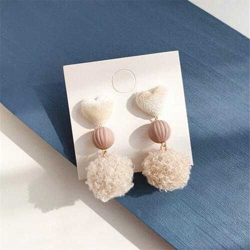 Heart Ball Earrings Curly Ball Plush Earrings For Women Girls Korean Lovely Warm Temperament Ear Jewelry Accessories