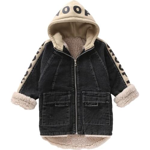 Girls jacket 2020 winter new thick and warm graffiti jacket medium and long childrens casual letter hooded coatdenim jacket4-12