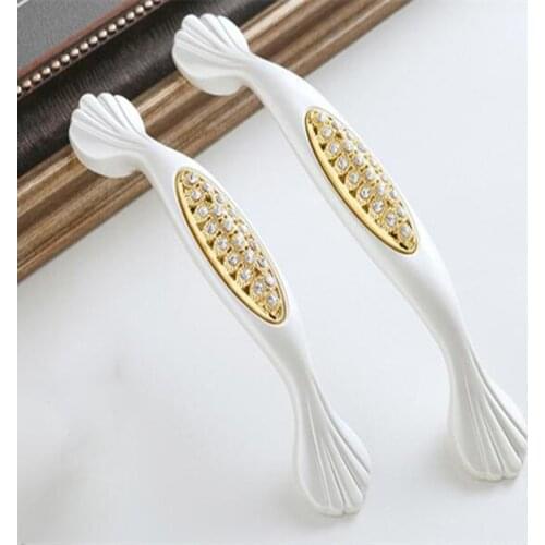 White Shell Diamond Knobs Cupboard Pulls Drawer Knobs Kitchen Cabinet Handles Furniture Handle Hardware Dresser Golden kn