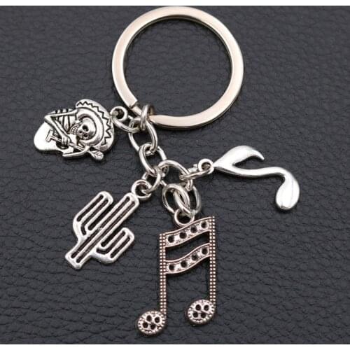 Creative Metal Skull Guitarist Keychain, Tibetan Silver Charms, Cactus Charms, Music Charms,Mexican Style Pendant, A2043 1pcs
