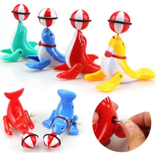 Douyin clockwork winding dolphin 360 sea lion stalls selling supermarket childrens toys