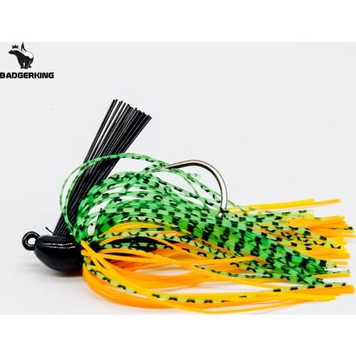 10g weedless Jig head fishing hooks with weed guard high carbon steel hook silicone skirt bass pike outdoor jigging fishhook