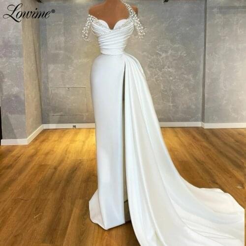 2021 Elegant White Long Evening Dresses Pearls Crystals Formal Party Gowns High Split Beading Prom Dress Celebrity Dresses Robes
