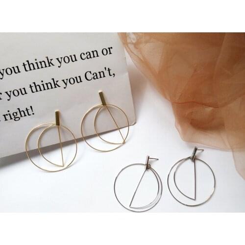 Fashion Wild Metal Texture Simple Geometric Shape Personality European American Fashion Earrings Student Ear Clip Female