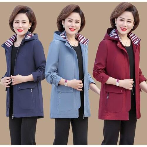 New 2020 Spring Autumn Womens Trench Coat High Quality Women Windbreaker Coat Large Size Hooded Zipper Outwear Mother Dress