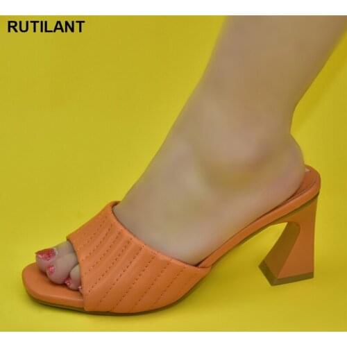 New Arrival Plus Size Women Shoes 42 Italian Women Wedding Shoes Ladies Dress Shoes 2021 Fashion Women Slip on High Heels Pumps