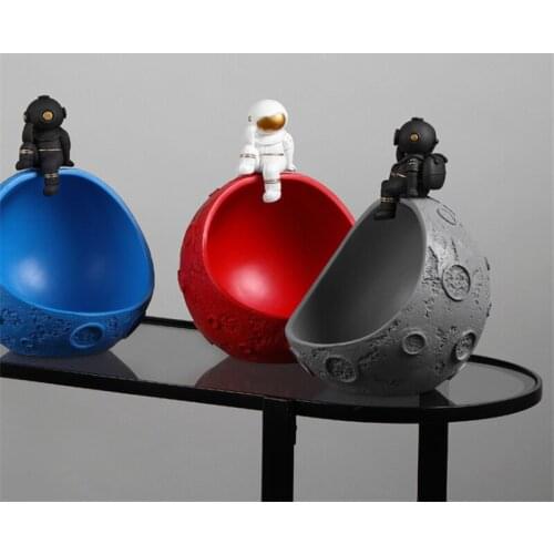 NORDIC 26X20CM SPACEMAN ASTRONAUT FRUIT TRAY KEY CANDY SNACK STORAGE BOX STATUS ORNAMENTS LIVING ROOM WINE CABINET DECORATION