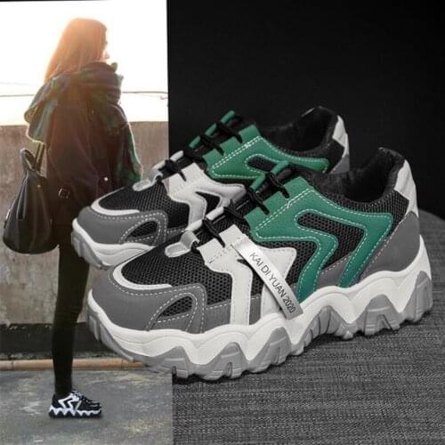 Fashion outdoor running fitness and leisure sports womens shoes flying woven mesh platform soles non-slip and wear-resistant