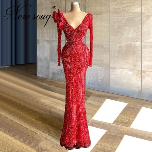 Newest Red Beaded Crystals Evening Dresses Arabic Formal Long Party Dress Celebrity Gowns Robe De Soiree Middle East Prom Dress