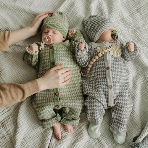 Baby Clothing Newborn Jumpsuit Girl Autumn Rompers with Hat Baby Lovely Suit Spring Grid Knitting Warm Clothes Photography Props