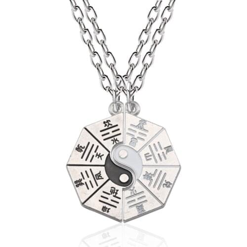 2Pcs/Set Best Friends Pendant Necklace Enamel Gossip Black White Yin Yang Tai Chi Necklaces For Women BFF Friendship Jewelry