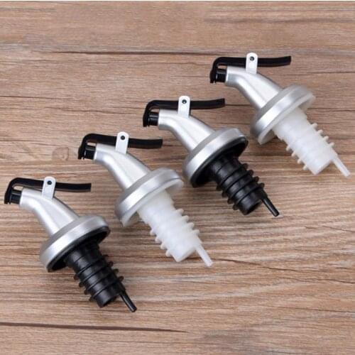 200pcs Oil Sprayer Liquor Dispenser Wine Stopper Flip Top Beer Bottle Cap Stopper Leak Proof Pourer Kitchen Accessories SN3752