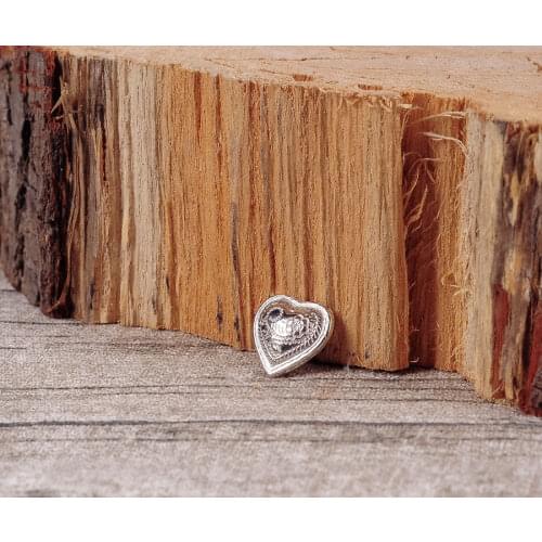 20pc 13*12mm Bling Sliver Floral Sweet Love Heart Handmade LeatherCraft Decor Conchos Set Rivet Stud Bag Hatband Decor