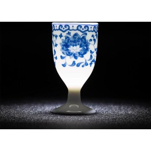 2PCS/Lot Jingdezhen Blue and White Porcelain Teacups Household Chinese Sake Cups Ceramic Kung Fu Tea Cup Drinkware Tea Bowls Art