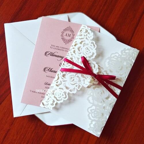 50 Pieces/Lot) Rose Wedding Invitations with Burgundy Ribbon And Rhinestone DIY Laser Cut Princess Cards For Quinceanera Party