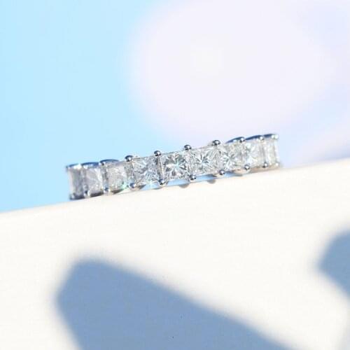 Luxury Womens Ring Ice Out Zircon Silver Color Wedding Engagement Rings Aesthetic Accessories Wholesale Female Jewelry KAR218