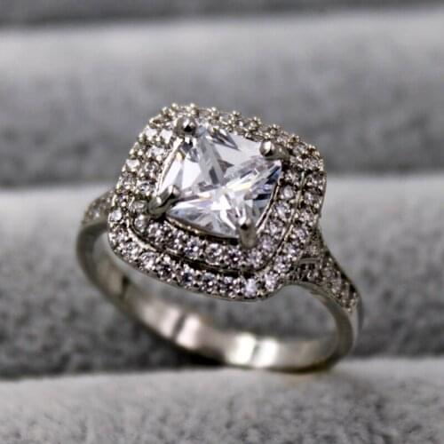 New Fashion white Square Zircon Rings Sweet Elegant Round Ring for Girl Women Finger Bague jewelry Bridal WeddingGift Delicate